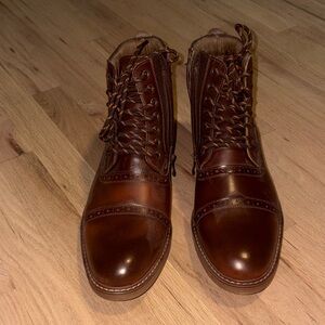 Men's Classic Brown Leather Lace-Up Boots